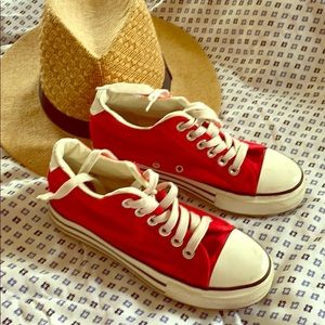 Red converse